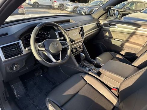 Certified 2023 Volkswagen Atlas Cross Sport SEL image 15
