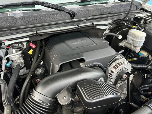 Used 2008 Chevrolet Silverado 1500 LTZ w/ Suspension Package, Off-Road image 29