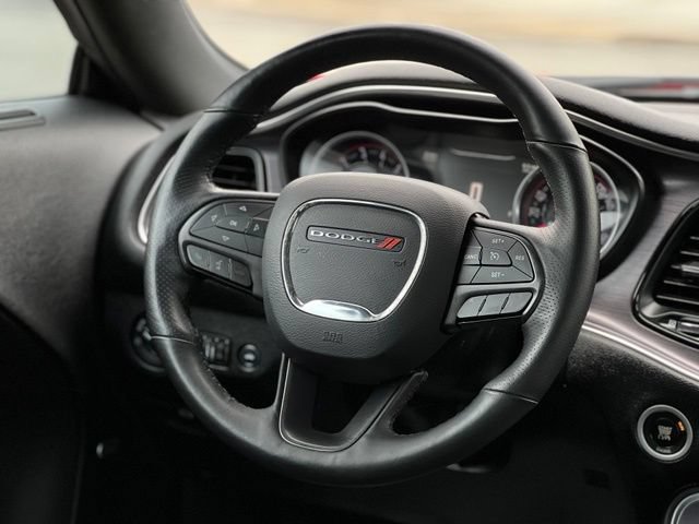 Used 2016 Dodge Challenger R/T Scat Pack RWD image 28