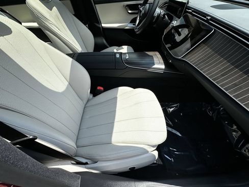 Certified 2024 Mercedes-Benz E 350 4MATIC Sedan image 15