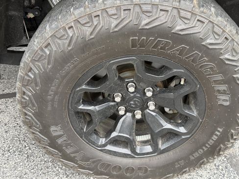 Used 2022 RAM 1500 TRX AWD/4WD image 28