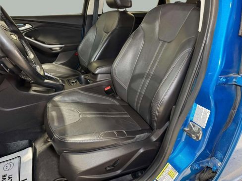 Used 2013 Ford Focus Titanium w/ Titanium Handling Pkg image 5
