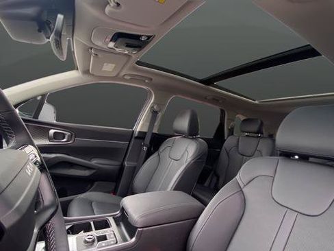 New 2026 Kia Sorento EX AWD/4WD image 12