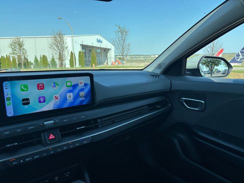 Used 2025 Kia K4 LXS image 34