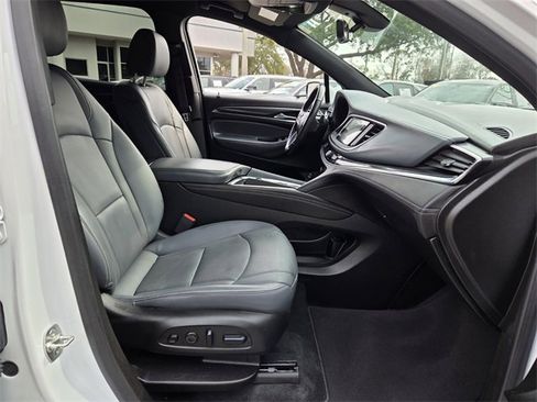 Certified 2024 Buick Enclave Premium image 26