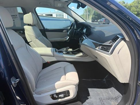 Used 2022 BMW X7 xDrive40i w/ Executive Package AWD/4WD image 26
