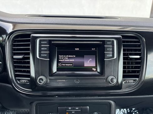 Used 2019 Volkswagen Beetle 2.0T S image 29