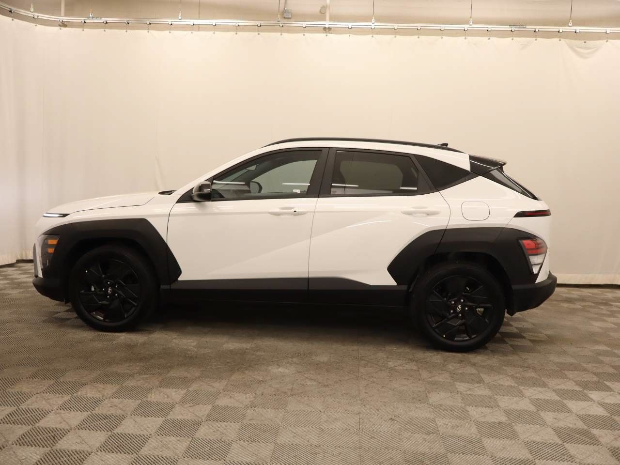 Used 2026 Hyundai Kona SEL Sport FWD image 3