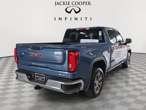 Used 2024 GMC Sierra 1500 SLT AWD/4WD image 5