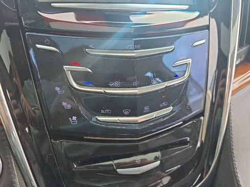 Used 2015 Cadillac Escalade Premium AWD/4WD image 35