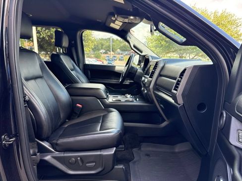 Used 2020 Ford Expedition XLT w/ Equipment Group 202A RWD image 12