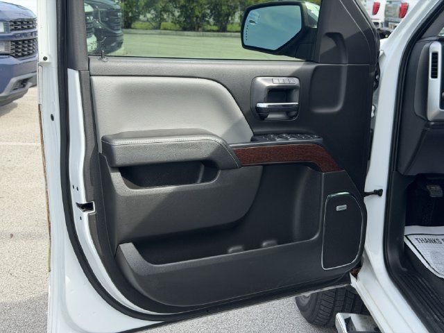 Used 2018 GMC Sierra 1500 SLT AWD/4WD image 32