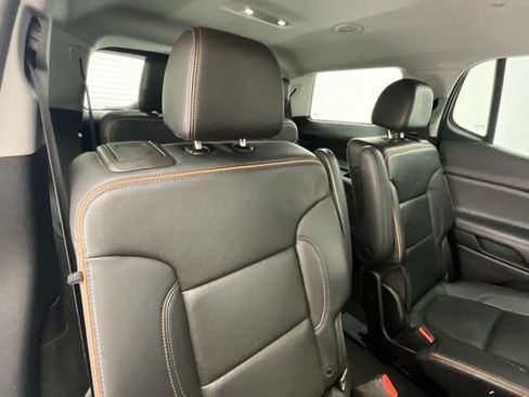 Used 2022 GMC Acadia AT4 w/ Technology Package AWD/4WD image 14