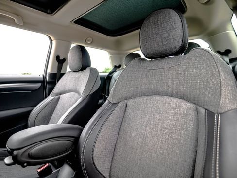 Certified 2024 MINI Cooper SE FWD image 5