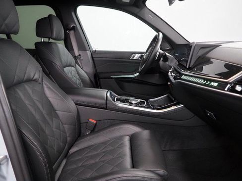 Used 2026 BMW X5 sDrive40i w/ M Sport Package RWD image 15