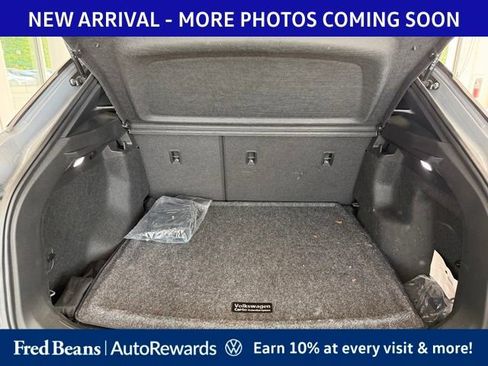 Used 2023 Volkswagen ID.4 Pro AWD/4WD image 7