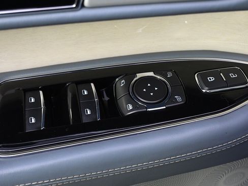 Used 2019 Lincoln Navigator L Black Label w/ Cargo Package image 24