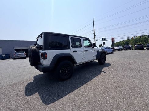 Used 2018 Jeep Wrangler Unlimited Sport AWD/4WD image 8