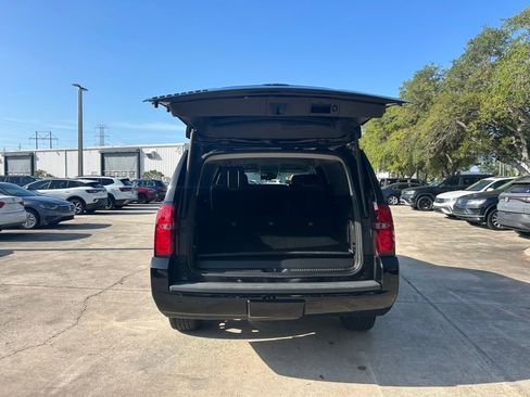 Used 2019 Chevrolet Suburban Premier w/ RST Edition RWD image 41