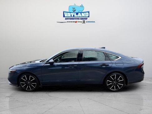 Certified 2025 Honda Accord Touring image 2