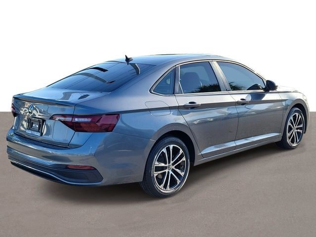 Certified 2024 Volkswagen Jetta Sport FWD image 4