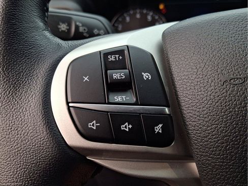 Used 2022 Ford Explorer XLT RWD image 20