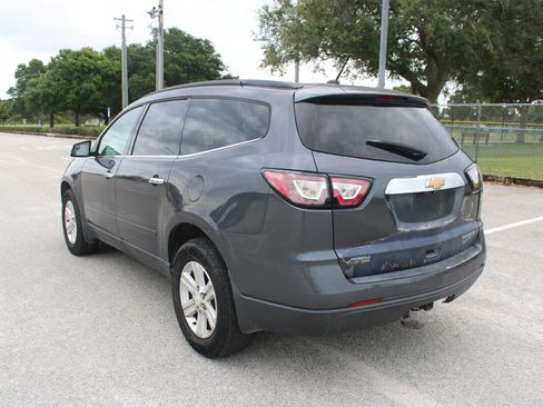 Used 2014 Chevrolet Traverse LT FWD image 6