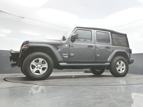 Used 2018 Jeep Wrangler Unlimited Sport S image 31