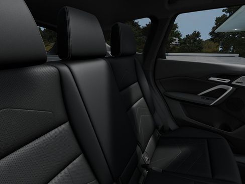 New 2025 BMW X1 xDrive28i w/ Premium Package image 10