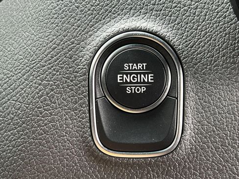 New 2025 Mercedes-Benz Sprinter 2500 image 32