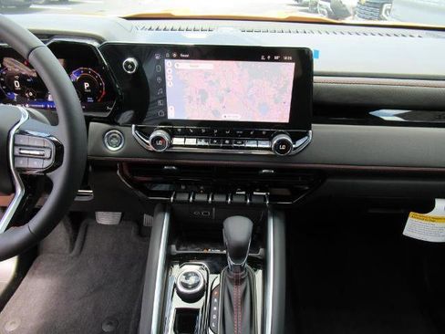 New 2026 Chevrolet Colorado Z71 w/ Technology Package image 23