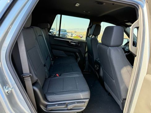 New 2026 Chevrolet Tahoe LS image 17