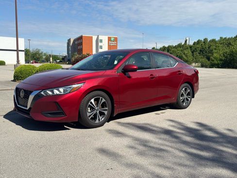 Used 2021 Nissan Sentra SV FWD image 8