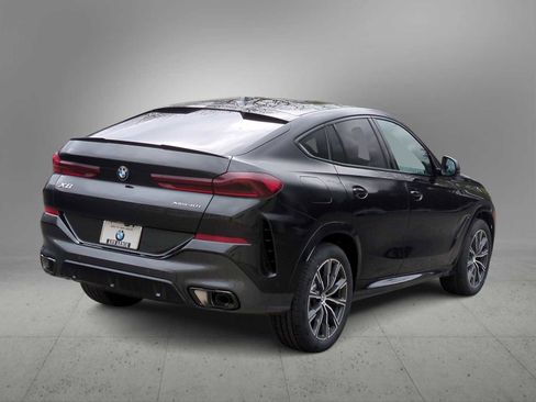 Used 2026 BMW X6 xDrive40i w/ Climate Comfort Package image 8