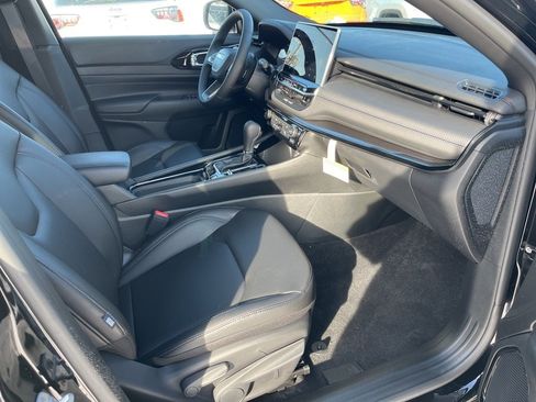 New 2026 Jeep Compass Limited image 11