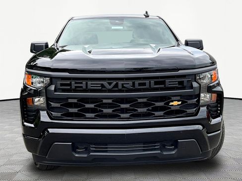 Used 2022 Chevrolet Silverado 1500 Custom AWD/4WD image 2