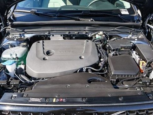 New 2026 Volvo XC40 B5 Ultra w/ Climate Package image 24