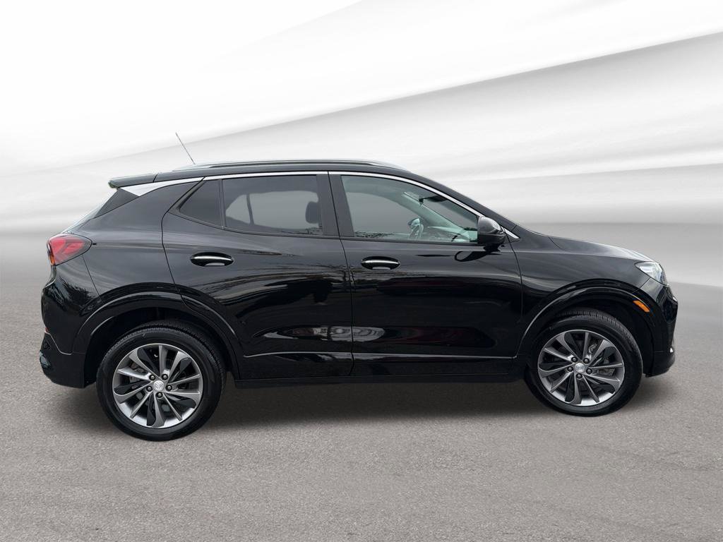Certified 2022 Buick Encore GX Select w/ Sport Touring Package AWD/4WD image 7