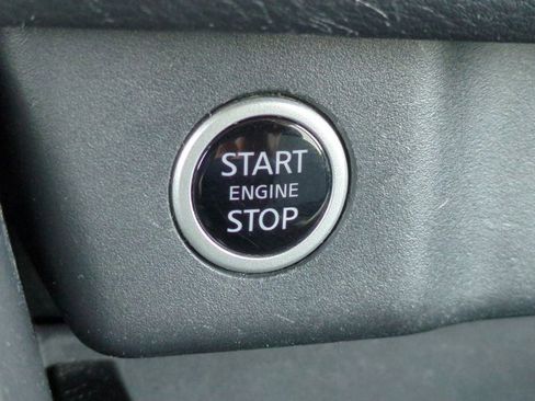 Certified 2023 Nissan Rogue SV image 25