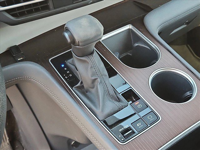 Certified 2023 Toyota Sienna LE FWD image 15