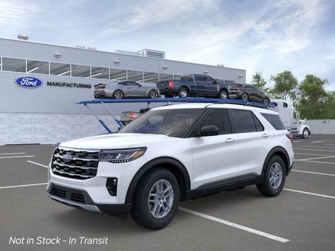 New 2026 Ford Explorer Active image 7