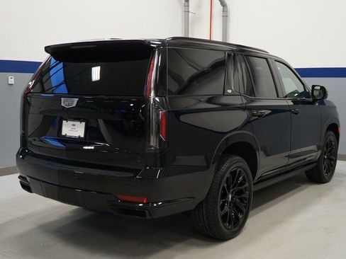 Used 2024 Cadillac Escalade Sport w/ LPO, ONYX Package image 6