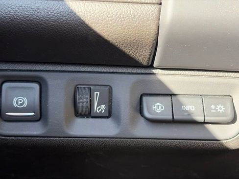 Used 2023 GMC Acadia AT4 w/ Technology Package AWD/4WD image 36