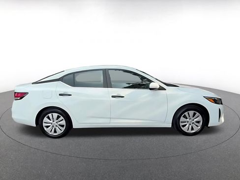 Used 2025 Nissan Sentra S FWD image 16