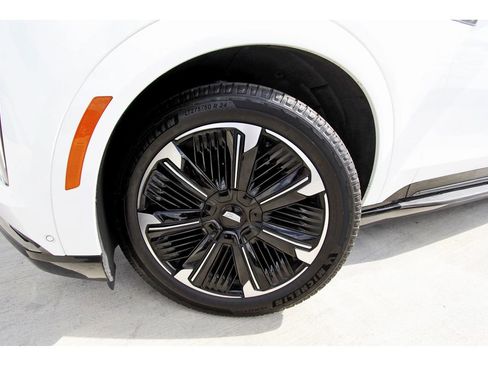 Used 2025 Cadillac Escalade IQ Sport 2 image 30