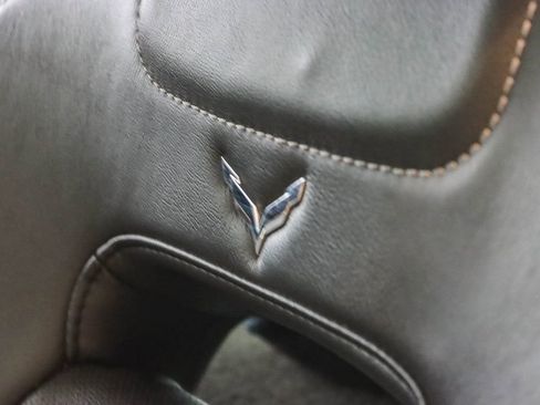 Used 2018 Chevrolet Corvette Z06 w/ Z07 Performance Package image 38