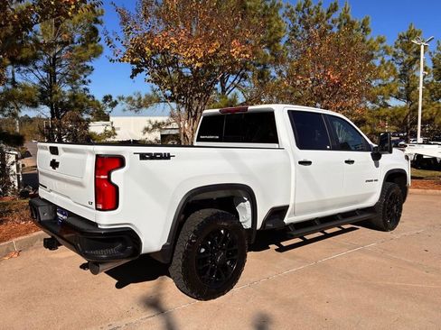 New 2026 Chevrolet Silverado 2500 LT w/ Trail Boss Package AWD/4WD image 10