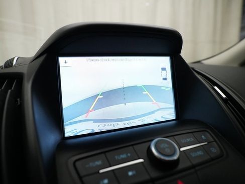 Used 2019 Ford Escape SEL image 21