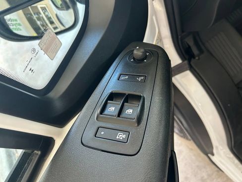 Used 2025 RAM ProMaster 2500 w/ Convenience Group FWD image 36