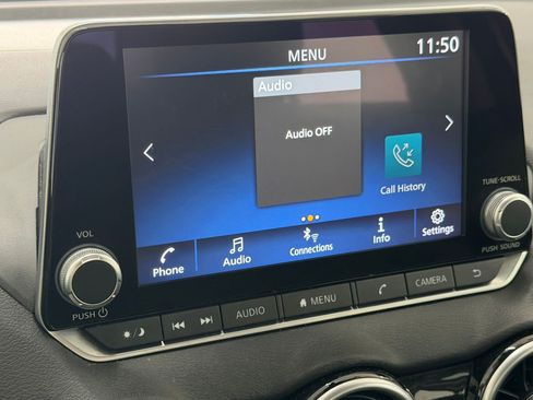 Used 2025 Nissan Sentra SV FWD image 20